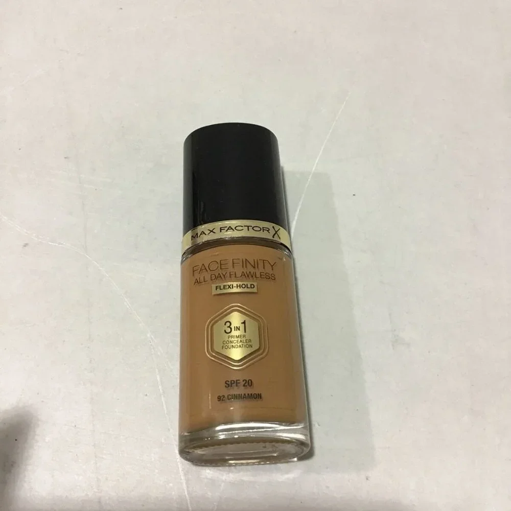 NEW MAX FACTOR FACE FINITY ALL DAY FLAWLESS 3 IN 1 FOUNDATION MAKEUP 92 CINNAMON